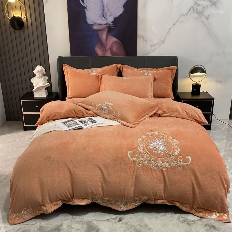 Luxury Winter Thicken Warm Velvet Flannel Fleece Flowers Embroidery Bedding Set Duvet cover Bed Sheet Pillowcases Home Textiles1
Luxury Winter Thicken Warm Velvet Flannel Fleece Flowers Embroidery Bedding Set Duvet cover Bed Sheet Pillowcases Home Textiles1