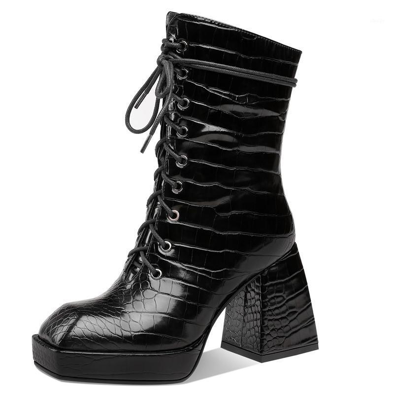 High Quality Fashion Short Boots Women High Heels T-show Ankle Boots Pointy Toe Black Western Boot Woman Runway Zapatos De Mujer1
High Quality Fashion Short Boots Women High Heels T-show Ankle Boots Pointy Toe Black Western Boot Woman Runway Zapatos De Mujer1
