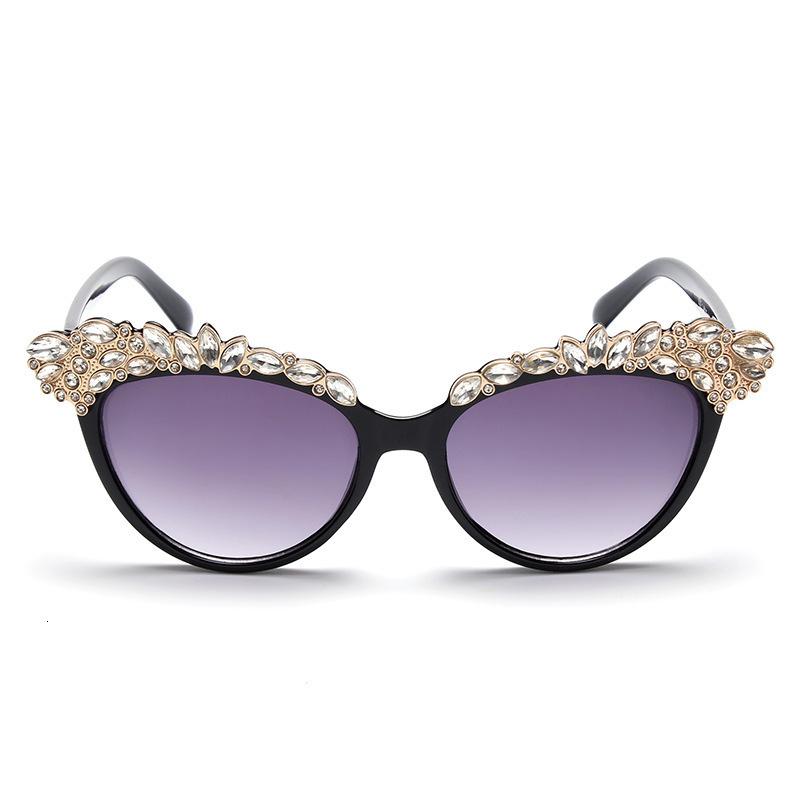 Luxury Rhinestone Cat Eye Sunglasses Women Brand Designer Ladies Reflective Sun Glasses Gafas De Sol 2020 Oculos Feminino
Luxury Rhinestone Cat Eye Sunglasses Women Brand Designer Ladies Reflective Sun Glasses Gafas De Sol 2020 Oculos Feminino