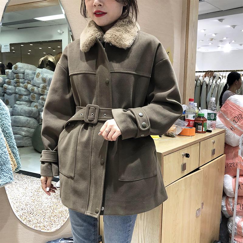 2021 autumn and winter new bandage waist fur collar jacket women' quilted padded coat top trend, Coffee
2021 autumn and winter new bandage waist fur collar jacket women' quilted padded coat top trend, Coffee
