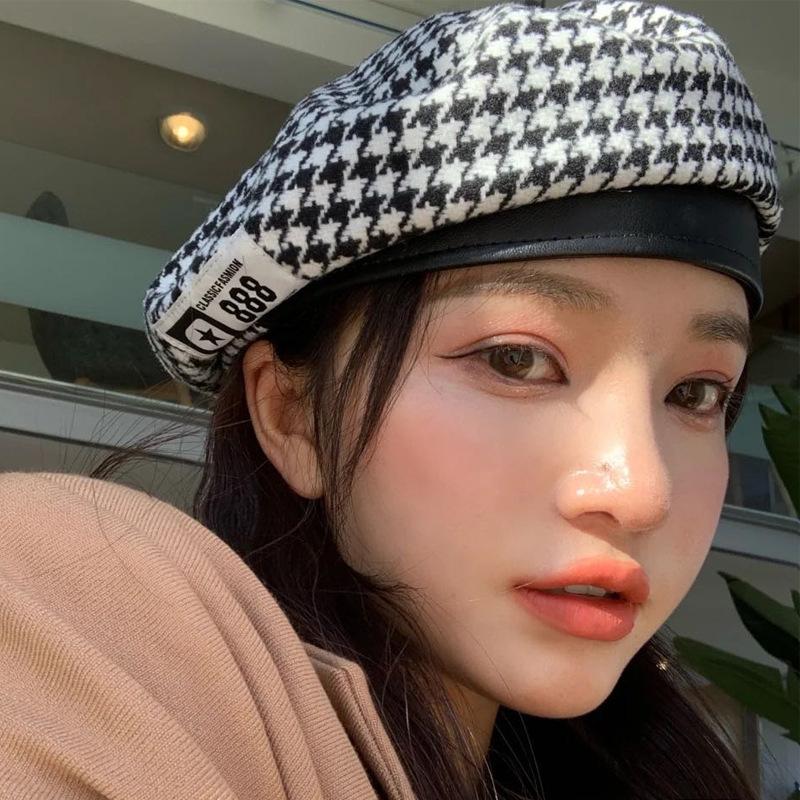 New Women Hat French Fashion Small Fragrance Beret Korean Version Versatile Autumn and Winter British Retro Casual Women Hat 
New Women Hat French Fashion Small Fragrance Beret Korean Version Versatile Autumn and Winter British Retro Casual Women Hat