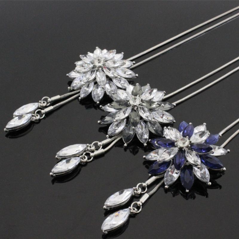 Sweater Necklace snow shape pendant white blue gray crystal petal silver plated Metal snake Chain
Sweater Necklace snow shape pendant white blue gray crystal petal silver plated Metal snake Chain