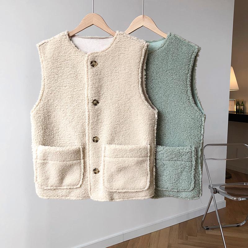 Lamb Wool Vest Women's 2020 Autumn Winter New Korean Style Round Neck Fur-integrated Vest Jacket, Tribute color
Lamb Wool Vest Women's 2020 Autumn Winter New Korean Style Round Neck Fur-integrated Vest Jacket, Tribute color