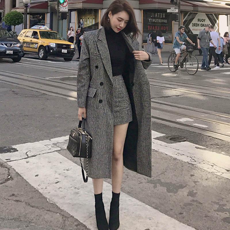 Winter Two Piece Suits Runway Women Black Plaid Woollen Tweed Turn Down Collar Long Overcoat + Mini Bodycon Pencil Skirt Set
Winter Two Piece Suits Runway Women Black Plaid Woollen Tweed Turn Down Collar Long Overcoat + Mini Bodycon Pencil Skirt Set
