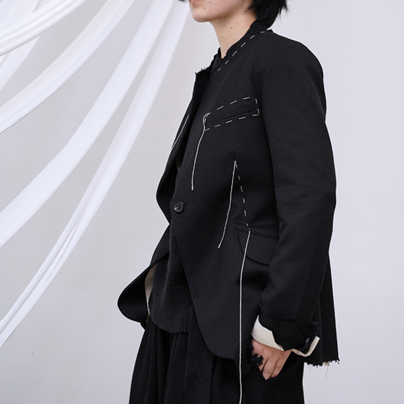 EAM Loose Fit Black Line Split Joint Short Jacket Lapel Long Sleeve Women Coat Fashion Spring Autumn 1M749 201017