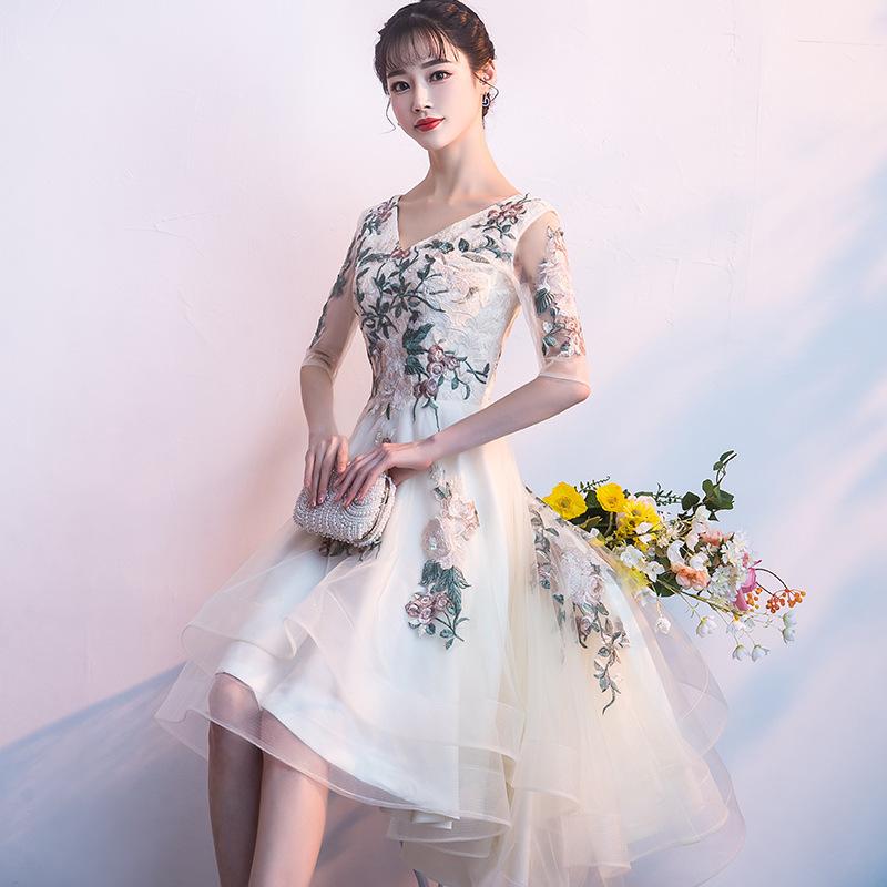 Champagne Embroidery Oriental Style Dresses Chinese Bride Vintage Traditional Wedding Cheongsam Dress Short Qipao Plus Size 3XL 
Champagne Embroidery Oriental Style Dresses Chinese Bride Vintage Traditional Wedding Cheongsam Dress Short Qipao Plus Size 3XL