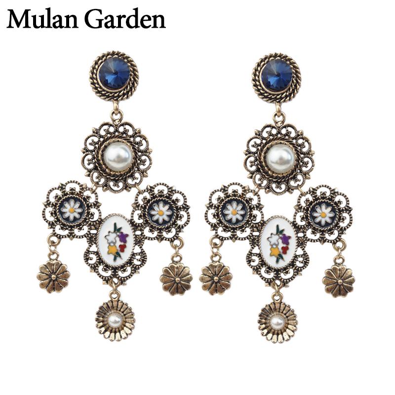 M&G Pearl Flower Gothic Earrings Women Blue Rhinestone Statement Dangle Earrings Vintage Jewelry Needle Accessories
M&G Pearl Flower Gothic Earrings Women Blue Rhinestone Statement Dangle Earrings Vintage Jewelry Needle Accessories