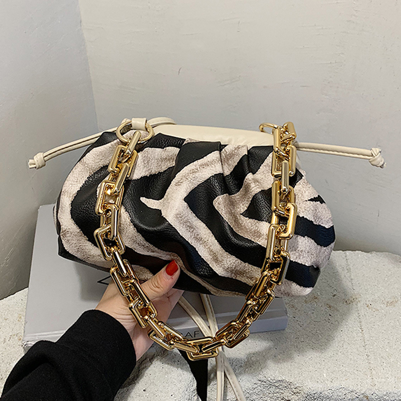 2020 nova chegada luxo da marca estilo zebra padro designer saco de ombro das mulheres corrente bolsa feminina e bolsas embreagem, Black
2020 nova chegada luxo da marca estilo zebra padro designer saco de ombro das mulheres corrente bolsa feminina e bolsas embreagem, Black