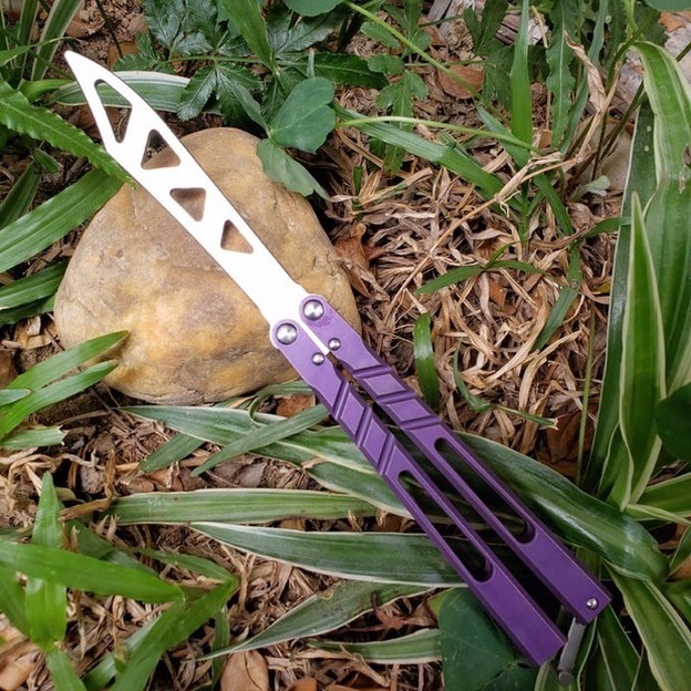 balisong purple AB D2 channel titanium handle butterfly trainer training knife bushing system Crafts Martial arts Collection knvies
balisong purple AB D2 channel titanium handle butterfly trainer training knife bushing system Crafts Martial arts Collection knvies