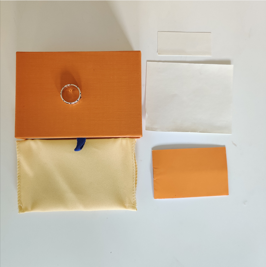 luxury- Hot Selling Rings High Quality Sterling S925 Real Silver Ring High Quality Fashion Ring Man and Woman Ring Supply Wholesale
luxury- Hot Selling Rings High Quality Sterling S925 Real Silver Ring High Quality Fashion Ring Man and Woman Ring Supply Wholesale