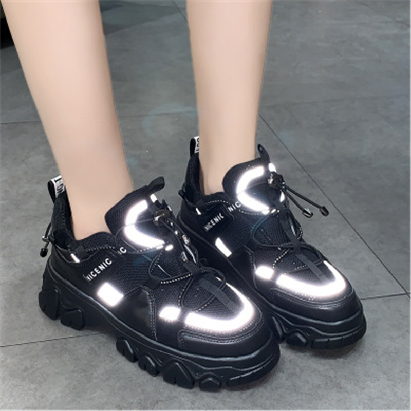 New Women's 2021 Fashionable Vulcanized Woman Designer Chunky Ladies Female Trainers Black White Shoes 2SZQ
New Women's 2021 Fashionable Vulcanized Woman Designer Chunky Ladies Female Trainers Black White Shoes 2SZQ