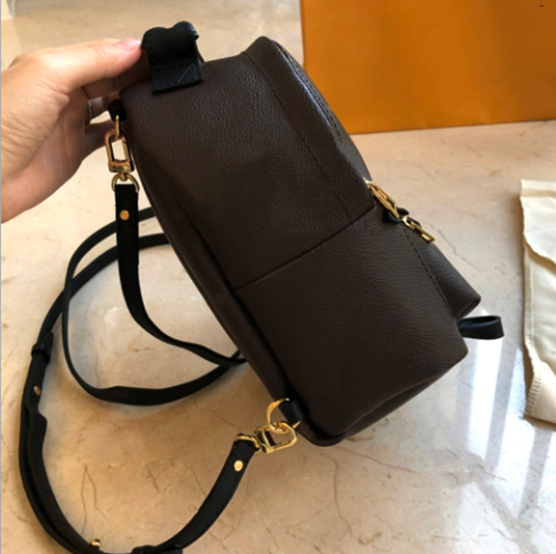 shoulder bag for women and men borsetta backpack Plain black Made of pu It can be in letters backpack palm springs on the go woman luxurys
shoulder bag for women and men borsetta backpack Plain black Made of pu It can be in letters backpack palm springs on the go woman luxurys