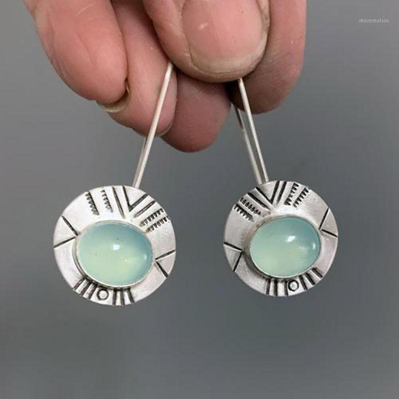 2020 New Fashion Lotus Leaf Mint Green Stone Dangle Earrings For Women Trendy Silver Color Brincos Emboss Metal Dew Drop Earring1
2020 New Fashion Lotus Leaf Mint Green Stone Dangle Earrings For Women Trendy Silver Color Brincos Emboss Metal Dew Drop Earring1