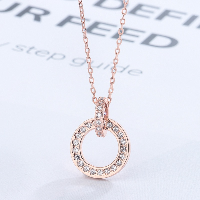 2020New round diamond pendant necklace clavicle female fashion temperament wild sterling silver necklace is not allergic and does not fade w
2020New round diamond pendant necklace clavicle female fashion temperament wild sterling silver necklace is not allergic and does not fade w