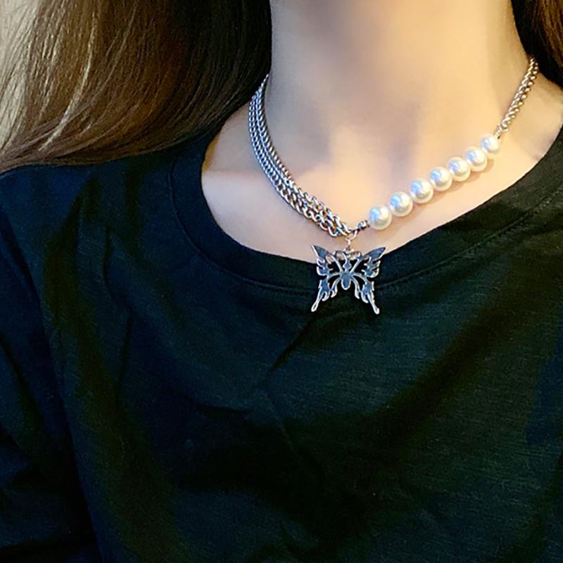 Vogallery Punk Butterfly Pendant Necklace For Women Imitation Pearl Rock Multilayer Chains Fashion Neck Jewelry
Vogallery Punk Butterfly Pendant Necklace For Women Imitation Pearl Rock Multilayer Chains Fashion Neck Jewelry