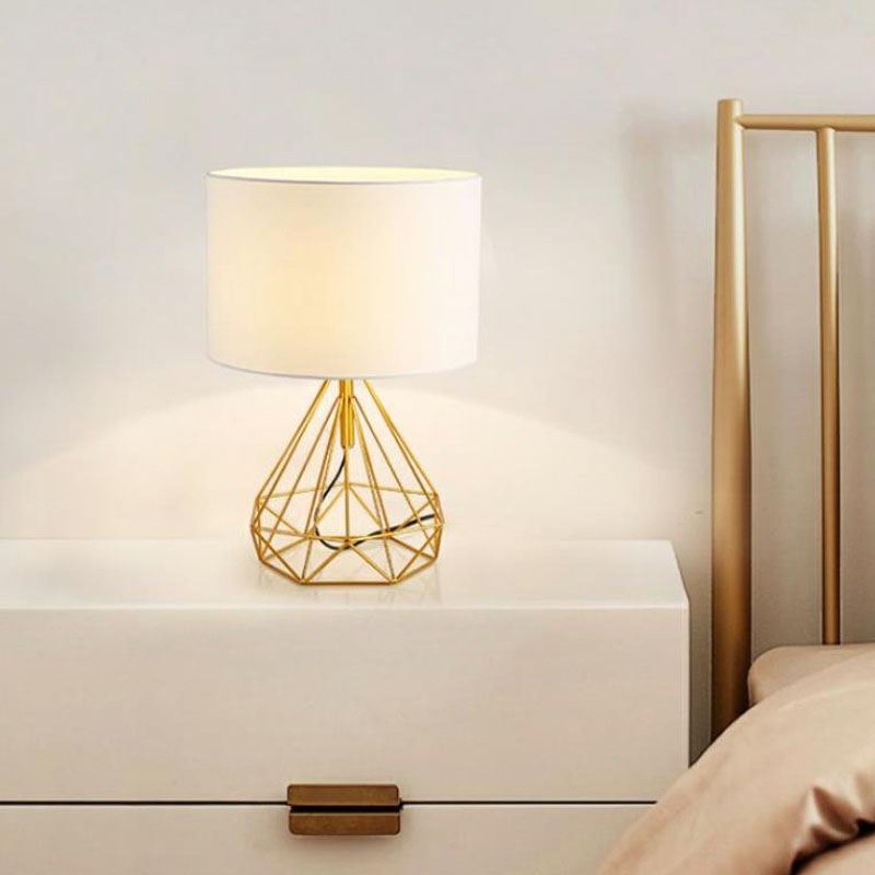 Retro Geometric desk lamp Gold Black White Hollow Diamond Design Cloth shade Table Lamp Bedroom Home Decor Light Fixtures