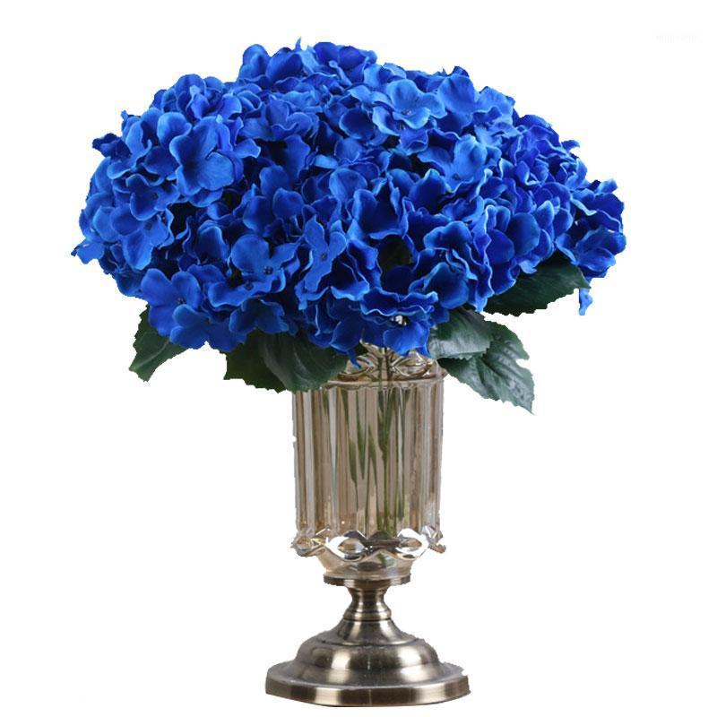 Wedding simulation flower 5 hydrangea flowers holding a bouquet of fake flowers decorated artificial silk bunch festival1, Green
Wedding simulation flower 5 hydrangea flowers holding a bouquet of fake flowers decorated artificial silk bunch festival1, Green