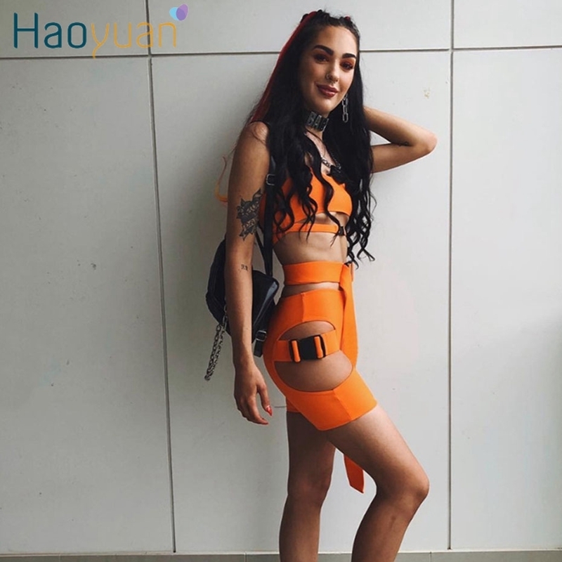 HAOYUAN Neon Green Two Piece Set Tracksuit Women Summer Top and Biker Shorts Rave Festival Sexy Club Outfits 2 Pcs Matching Sets T200528, White
HAOYUAN Neon Green Two Piece Set Tracksuit Women Summer Top and Biker Shorts Rave Festival Sexy Club Outfits 2 Pcs Matching Sets T200528, White