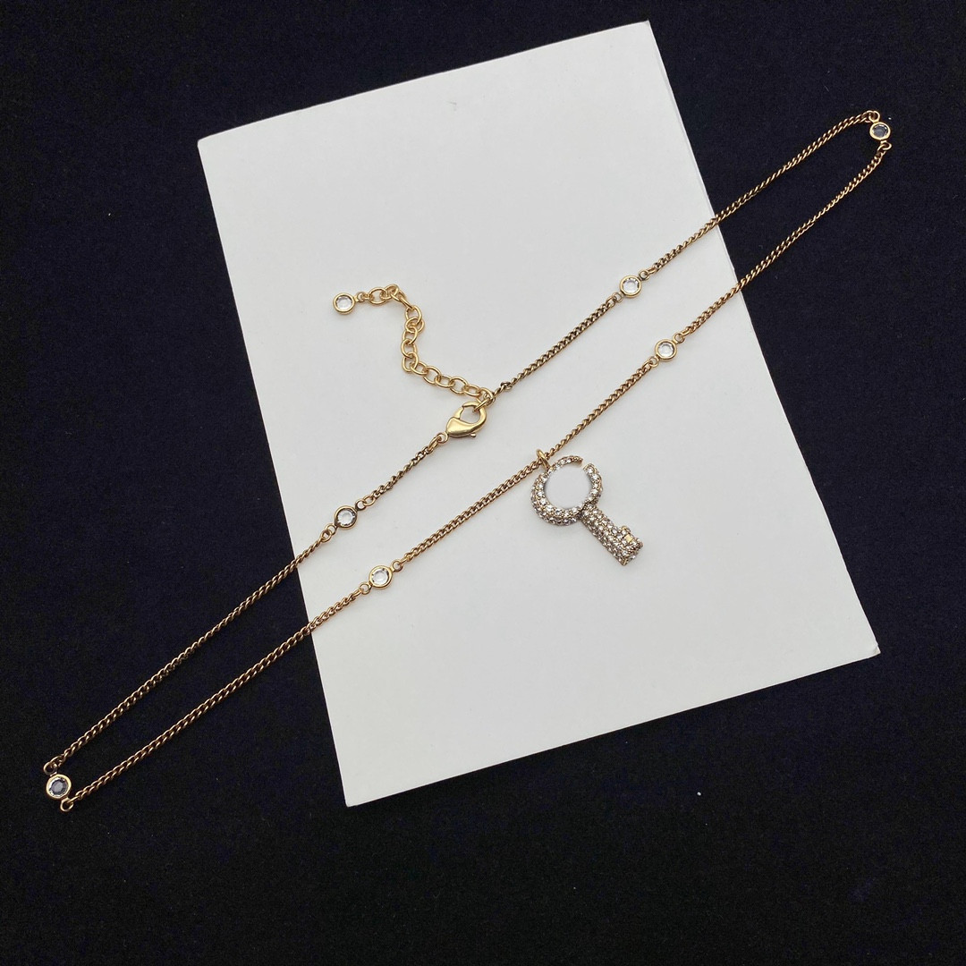 Designer Necklace for Woaman Diamond Key Top Luxury Products Brass Necklaces High Quality Supply
Designer Necklace for Woaman Diamond Key Top Luxury Products Brass Necklaces High Quality Supply