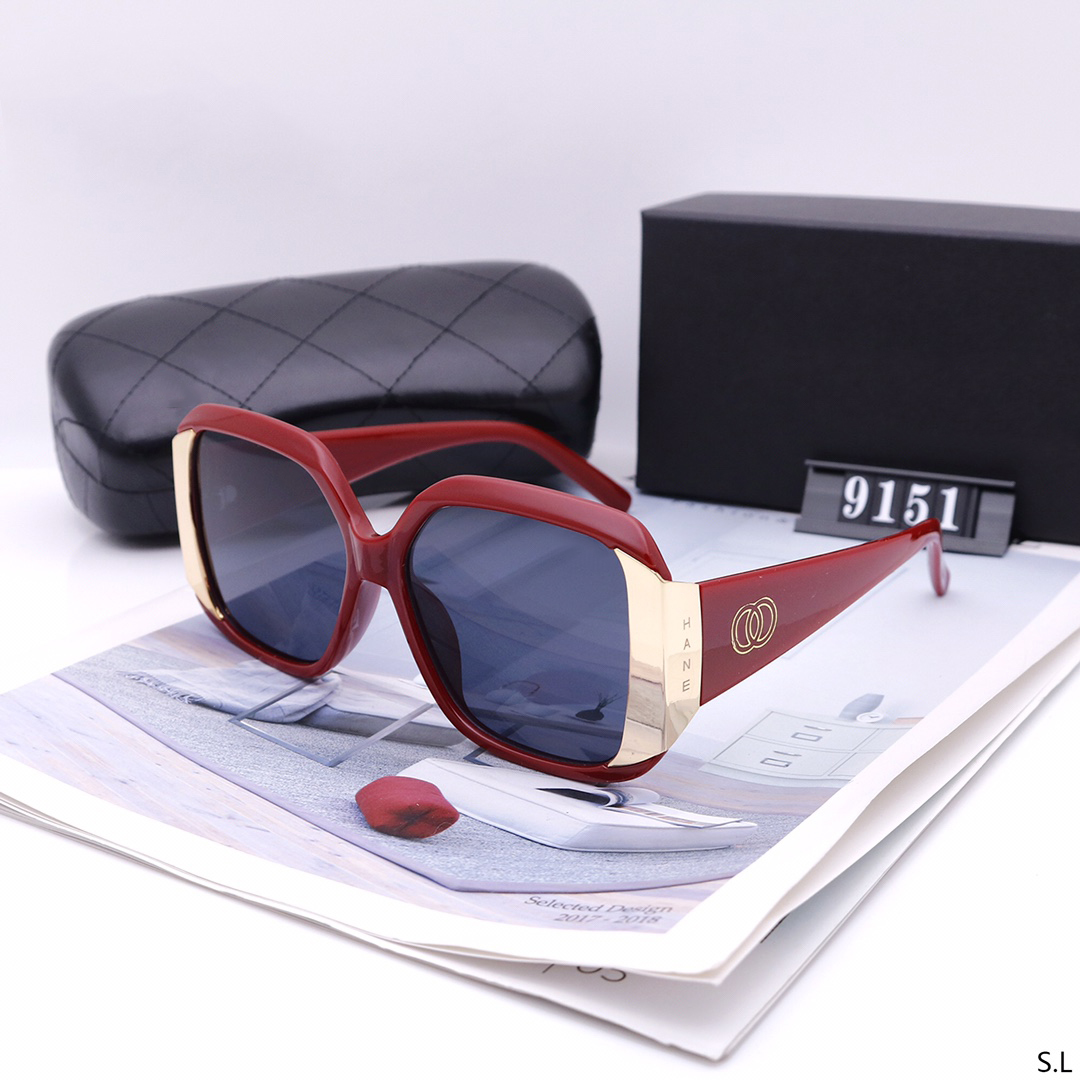 Designer Sunglasses For Women Men Fashion Designers Luxurys Eyeglass Full Frame Sun Glass High Quality Eyewear Letter Printed Occhiali
Designer Sunglasses For Women Men Fashion Designers Luxurys Eyeglass Full Frame Sun Glass High Quality Eyewear Letter Printed Occhiali