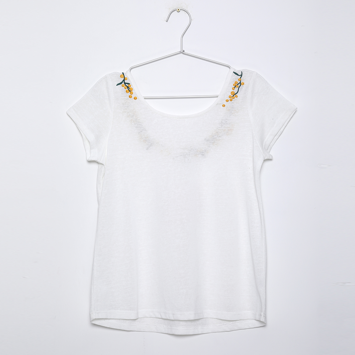 Jastie Short-sleeved Linen T-shirt Floral embroidery Back Chic Women Top Round Neck Pullovers Casual Top Tee Shirt Blusa 210306