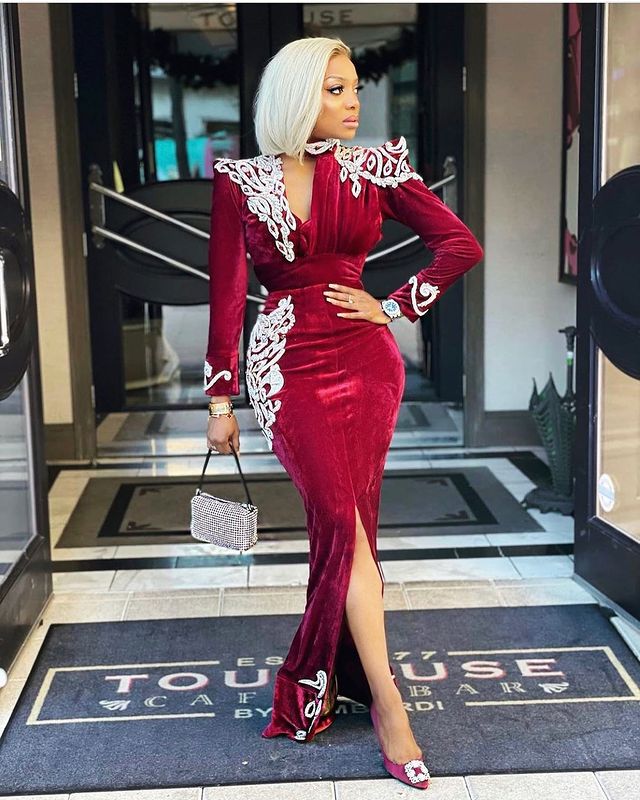 2022 Plus Size Arabic Aso Ebi Burgundy Sexy Sheath Prom Dresses Lace Long Sleeves Velvet Evening Formal Party Second Reception Bridesmaid Gowns Dress 