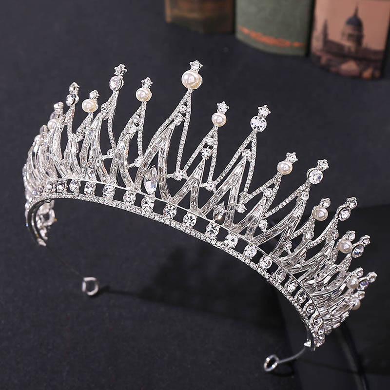 High Fashion Gold/Silver Color Crystal Pearls Tiaras and Crowns Princess Diadem Bride Noiva Wedding Hair Jewelry Accessories
High Fashion Gold/Silver Color Crystal Pearls Tiaras and Crowns Princess Diadem Bride Noiva Wedding Hair Jewelry Accessories
