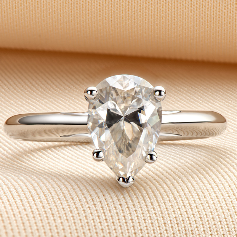LESF 925 Silver 2 Ct Pear Cut Women's Engagement Synthetic Diamond Wedding Ring Gift Exquisite Jewelry
LESF 925 Silver 2 Ct Pear Cut Women's Engagement Synthetic Diamond Wedding Ring Gift Exquisite Jewelry