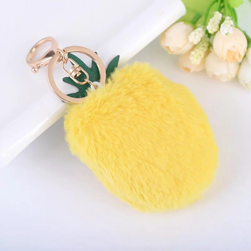 Keychains Fashion Cute Plush Fruit Key Chains Creative Glasses Pineapple Car Keychain Female Bags Pendant Accessories Girl Gift