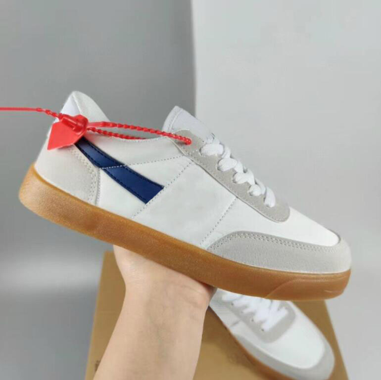 Spring Autumn Fashion Men's And Women's Casual Shoes Retro Flat Black Burgundy Green Blue Women Men Sneakers size36-44
Spring Autumn Fashion Men's And Women's Casual Shoes Retro Flat Black Burgundy Green Blue Women Men Sneakers size36-44