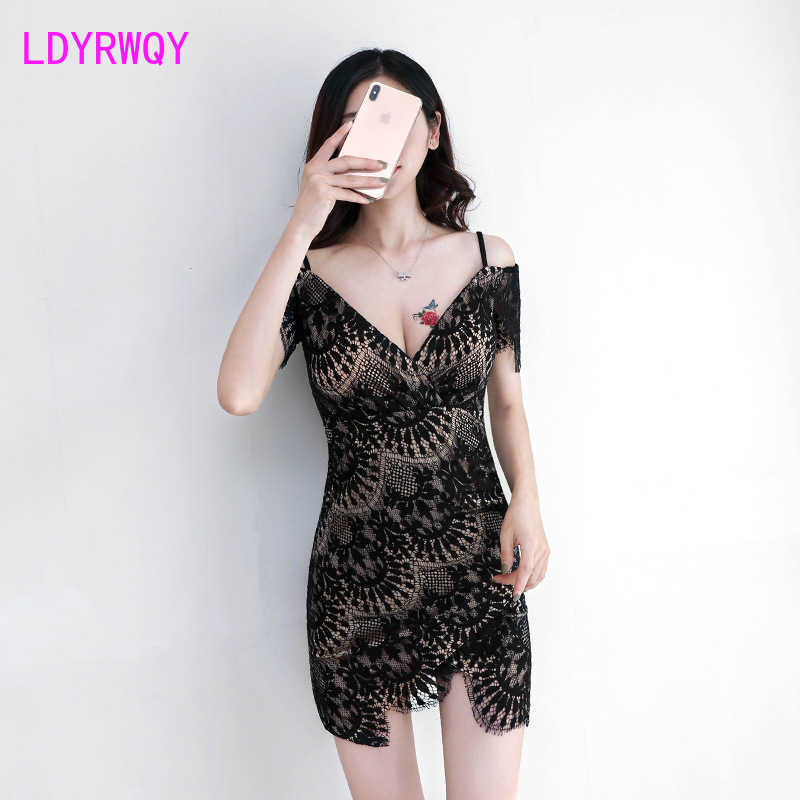 autumn style sexy lace low-cut sling nightclub deep v split fork hip female dress Knee-Length Lace Zippers 210603, Black
autumn style sexy lace low-cut sling nightclub deep v split fork hip female dress Knee-Length Lace Zippers 210603, Black