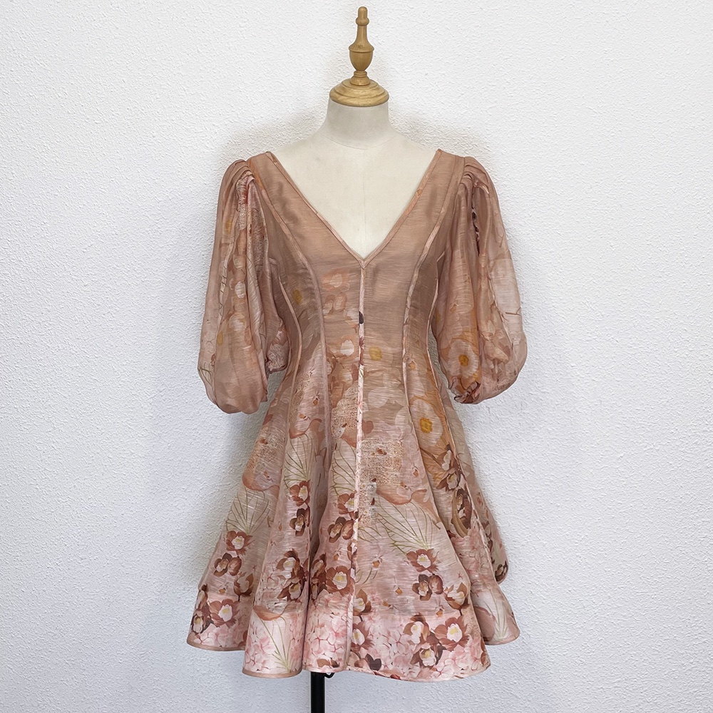 Spring / summer 2022 new dress high end custom Lantern Sleeve fishbone a-hem slim dress, Multi
Spring / summer 2022 new dress high end custom Lantern Sleeve fishbone a-hem slim dress, Multi