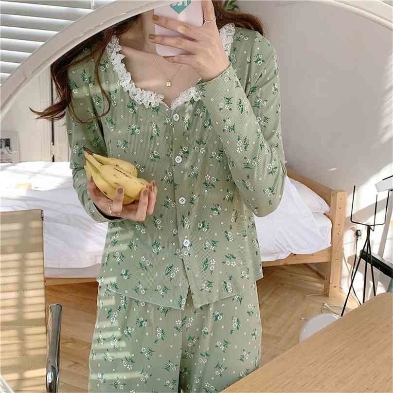 Long Sleeve Sleepwear Floral Vintage Printed Women Home Chic Comfortable Cotton Fashion Pajamas Suits Sets 210525, Yellow
Long Sleeve Sleepwear Floral Vintage Printed Women Home Chic Comfortable Cotton Fashion Pajamas Suits Sets 210525, Yellow
