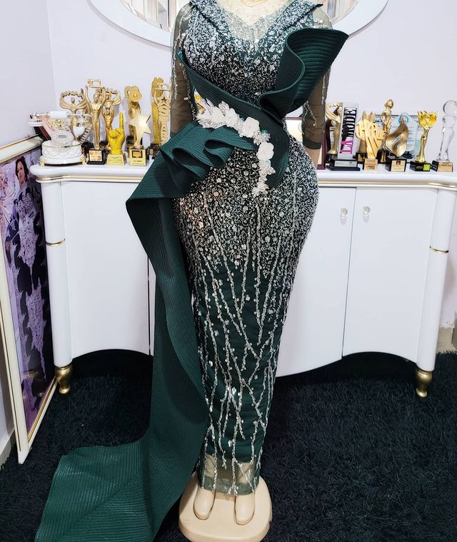 2021 Plus Size Arabic Aso Ebi Luxurious Dark Green Prom Dresses Beaded Sequins Sheath Evening Formal Party Second Reception Gowns Dress ZJ220