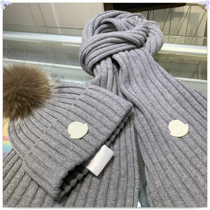 Classic Wool Suit Hat For Unisex Winter Warm Hats Scarf Suits Brand Designer Cap Scarfs Men Women Shawls Woolen Caps Fashion Knit Shawl
Classic Wool Suit Hat For Unisex Winter Warm Hats Scarf Suits Brand Designer Cap Scarfs Men Women Shawls Woolen Caps Fashion Knit Shawl
