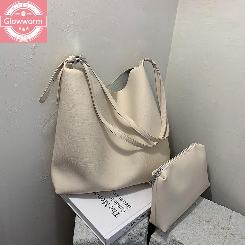Fashion shopping bag travel bag casual shoulder solid color soft surface female lady big luxury designer female, Black
Fashion shopping bag travel bag casual shoulder solid color soft surface female lady big luxury designer female, Black