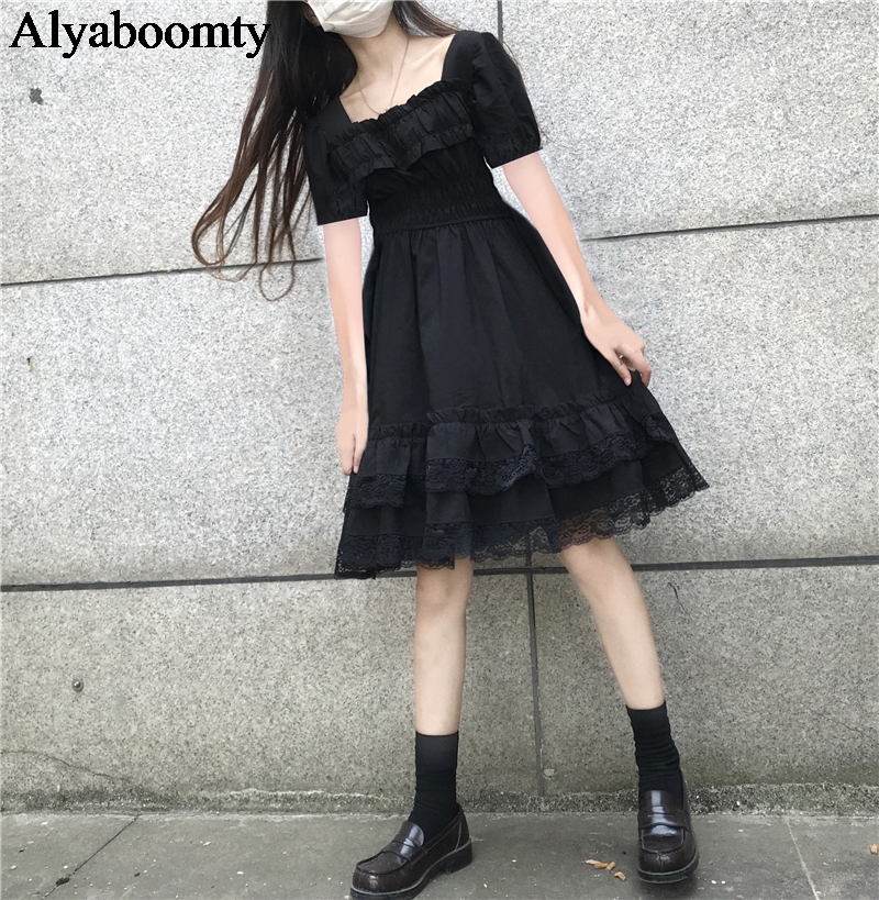 Japanese Harajuku Summer Women Black Mini Dress Square Collar High Waist Puff Sleeve Dress Gothic Lace Ruffles Cosplay Dresses 210303