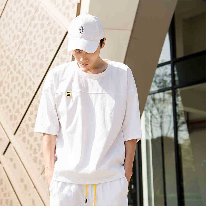 Sweatsuit Men's Tracksuit Summer Men Set Short Sleeve T Shirts Hip Hop Tops+ Shorts Suit Sportswear Set Men Clothing Male Sets T200507