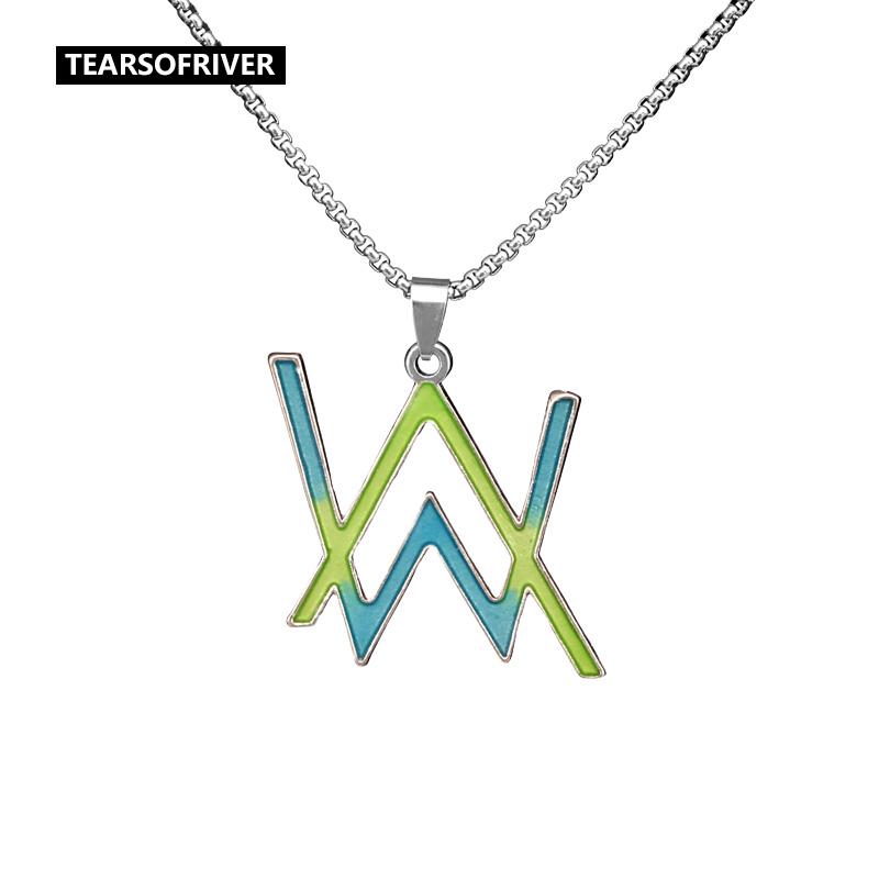 Pendant Necklaces Glowing Dripping Oil Necklace Luminous Men Women Chain Hip Hop Jewelry Gift Wholesale
Pendant Necklaces Glowing Dripping Oil Necklace Luminous Men Women Chain Hip Hop Jewelry Gift Wholesale