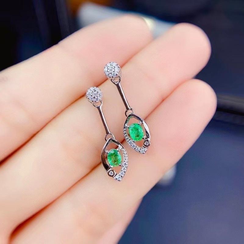 Stud 925 Sterling Silver Natural Emerald 3*4mm Jewelry Earrings Womens Accessoires, Golden;silver
Stud 925 Sterling Silver Natural Emerald 3*4mm Jewelry Earrings Womens Accessoires, Golden;silver