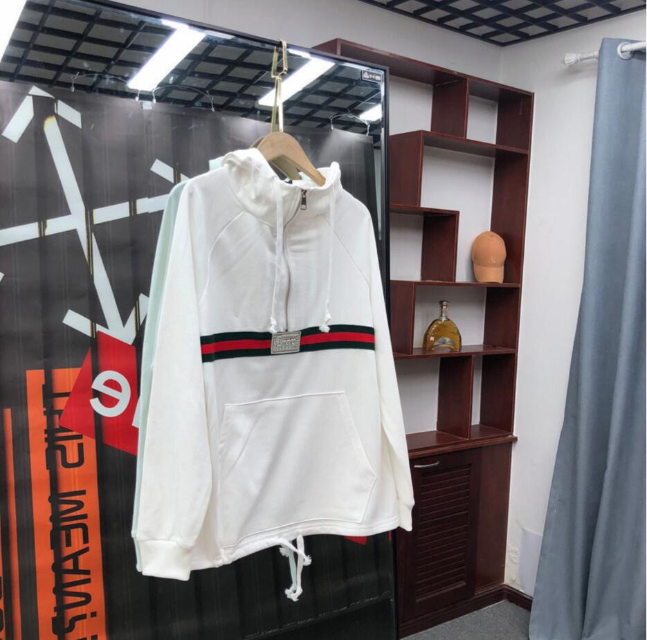 Designer brand men's Hoodie High-end quality thin velvet autumn/winter embroidered letter round neck pullover fashion movement size M-4XL, Black
Designer brand men's Hoodie High-end quality thin velvet autumn/winter embroidered letter round neck pullover fashion movement size M-4XL, Black