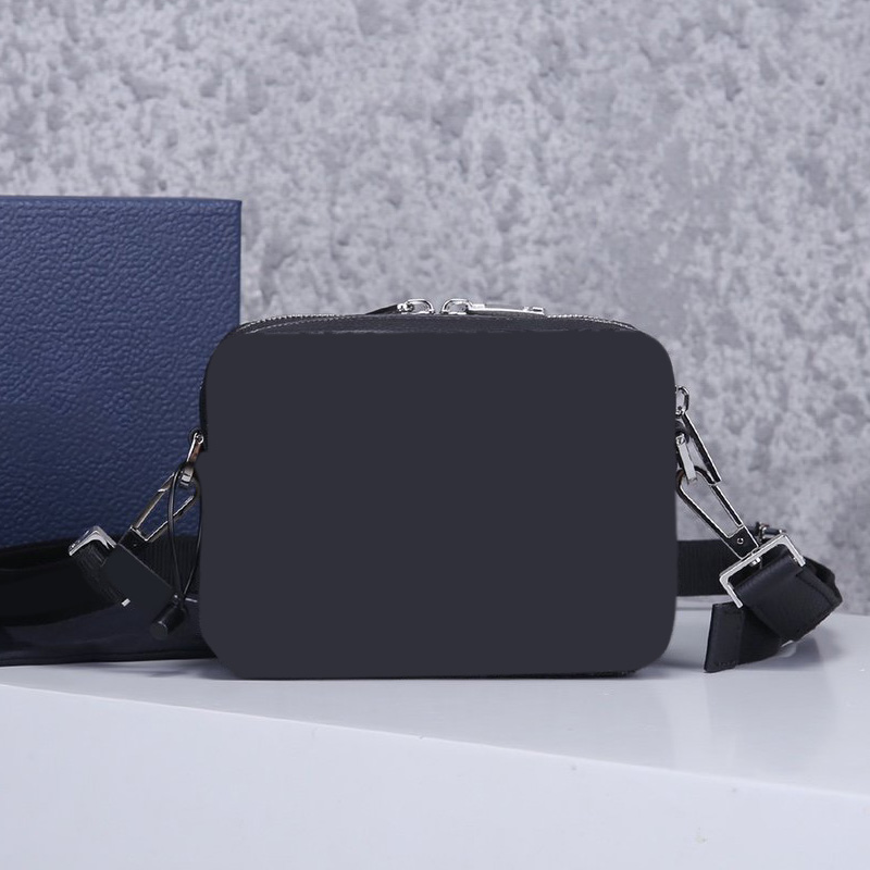 Tory Men Bag Cross Body Waist Handbags Purses Wallets Zipper Post Message Shoulder Strap Messenger Chest Handbag Wallet Crossbody Saddle Bag
Tory Men Bag Cross Body Waist Handbags Purses Wallets Zipper Post Message Shoulder Strap Messenger Chest Handbag Wallet Crossbody Saddle Bag
