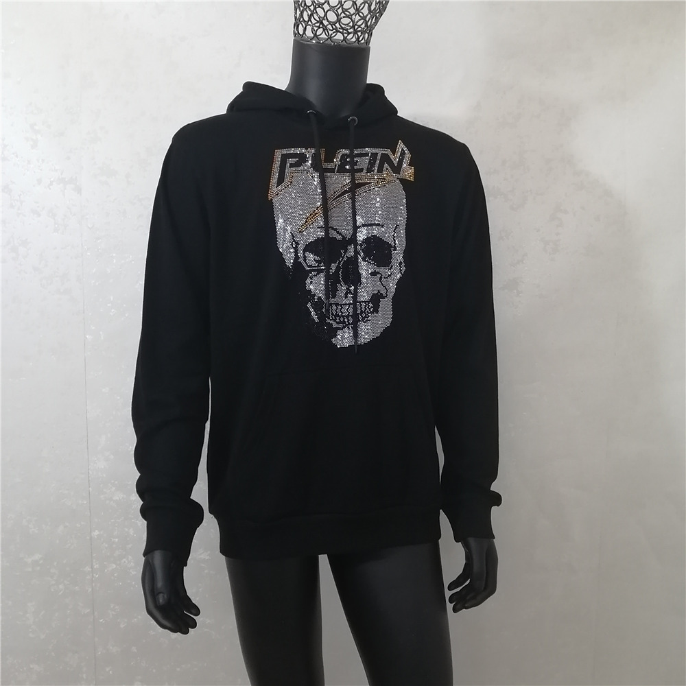 New Arrival Skulls Shining Crystals Diamond Hoodies Long Sleeve Casual Men Cotton Pullovers Autumn Winter Tops 201020
