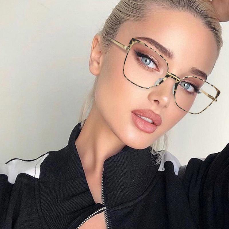 Fashion Sunglasses Frames Alloy Cat Eye Glasses Frame Modern Design Optics Degree Anti-blue Lens Eyewear Women Decorative
Fashion Sunglasses Frames Alloy Cat Eye Glasses Frame Modern Design Optics Degree Anti-blue Lens Eyewear Women Decorative