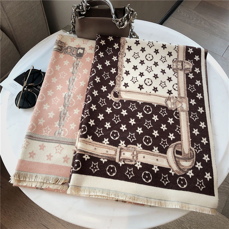 Designer Scarf Mens Womens Scarves Classic Cotton Cashmere Scarfs Luxury High Quality Letter Flower Blanket Autumn Winter Shawl Size 65*180cm, Blue;gray
Designer Scarf Mens Womens Scarves Classic Cotton Cashmere Scarfs Luxury High Quality Letter Flower Blanket Autumn Winter Shawl Size 65*180cm, Blue;gray