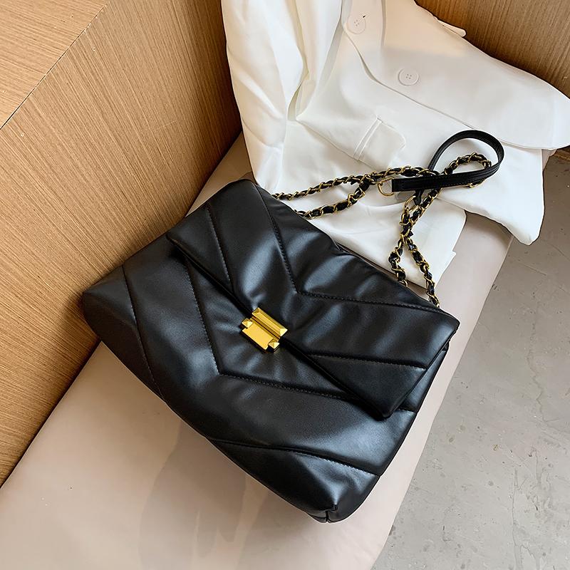 Vintage Chain Women Crossbody Bag Designer Lingge Shoulder Bags Luxury Pu Leather Messenger Bag Casual Large Capacity Tote Purse, Brown
Vintage Chain Women Crossbody Bag Designer Lingge Shoulder Bags Luxury Pu Leather Messenger Bag Casual Large Capacity Tote Purse, Brown