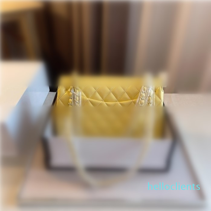 Fashion Designer women bag chain crossbody messenger shoulder bags good quality leather purses ladies handbag Box original package, Box -no bag
Fashion Designer women bag chain crossbody messenger shoulder bags good quality leather purses ladies handbag Box original package, Box -no bag