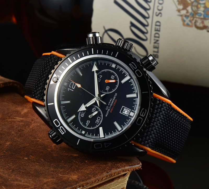 2021 New style Five stitches luxury mens watches All dial work Quartz Watch high quality Top Brand chronograph clock Rubber belt men fashion accessories gifts
2021 New style Five stitches luxury mens watches All dial work Quartz Watch high quality Top Brand chronograph clock Rubber belt men fashion accessories gifts