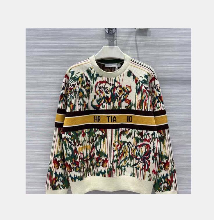 European and American knitted sweaters long-sleeved sweaters 2021 early autumn new street fashion round neck sketch painted animal jacquard all-match sweater, W1
European and American knitted sweaters long-sleeved sweaters 2021 early autumn new street fashion round neck sketch painted animal jacquard all-match sweater, W1