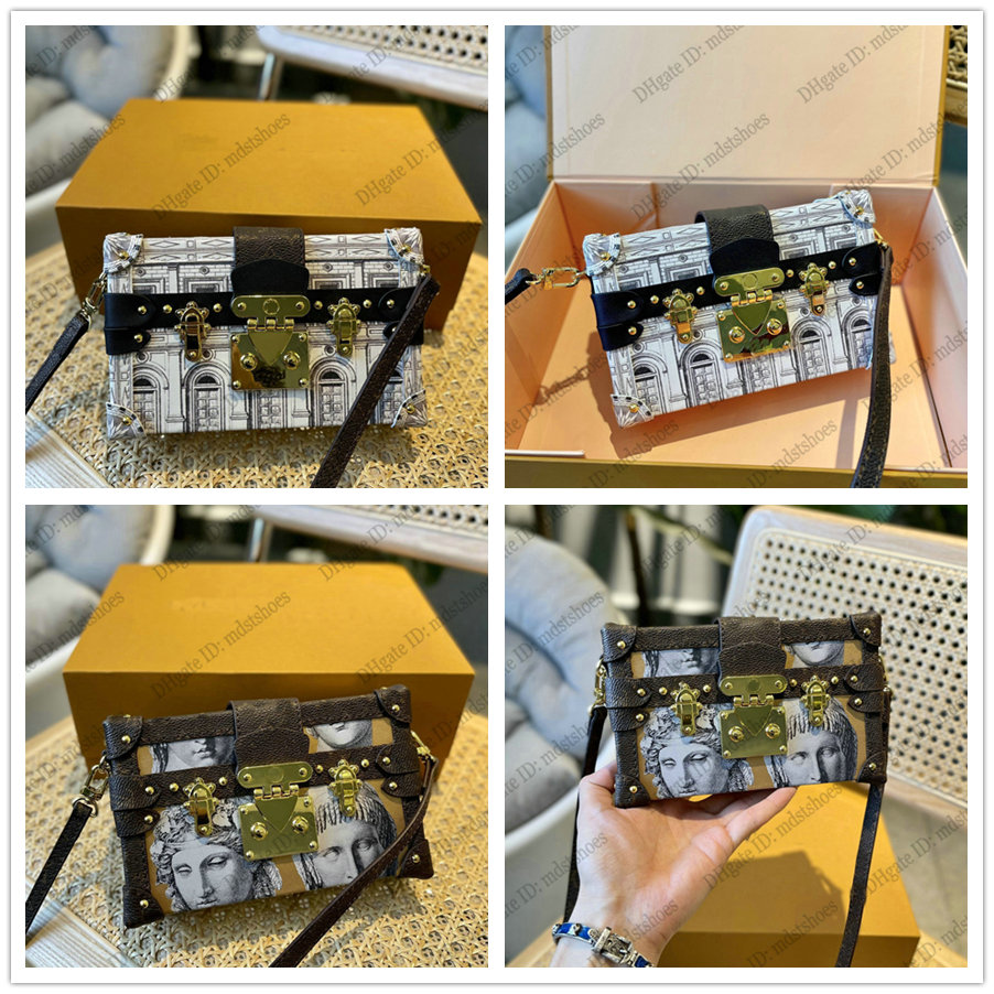 Petite Malle Handbag Mini Trunk Box Shoulder Bags Women Roman statues Piero Fornasetti Twisted Cross Body With gold-color S-lock M59106 M59149
Petite Malle Handbag Mini Trunk Box Shoulder Bags Women Roman statues Piero Fornasetti Twisted Cross Body With gold-color S-lock M59106 M59149